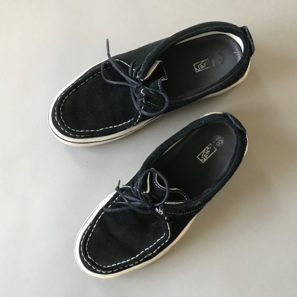 VANS - Picture 3 of 4